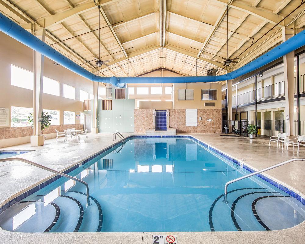 Oyo Hotel Knoxville Tn Cedar Bluff I-40 외부 사진