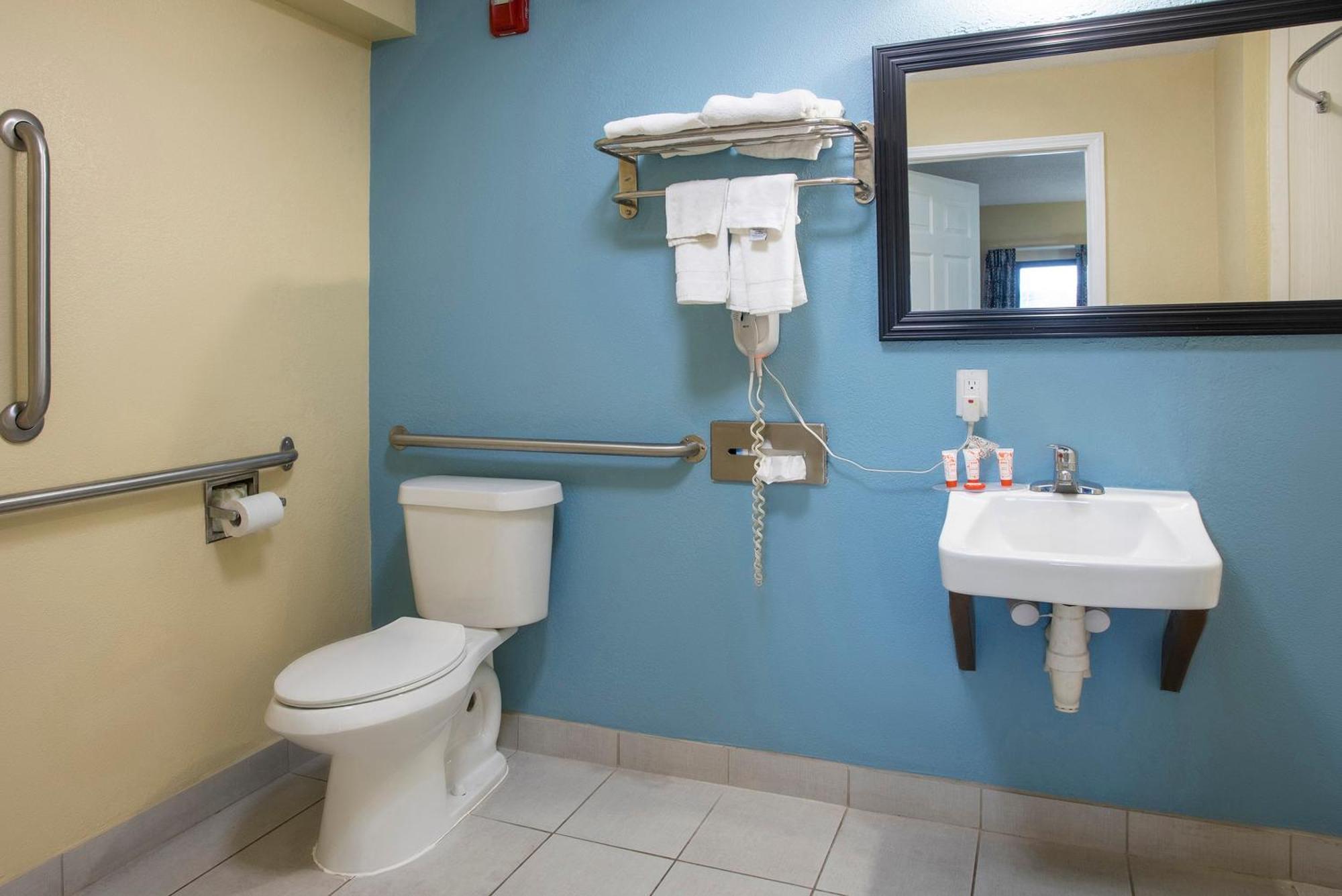 Oyo Hotel Knoxville Tn Cedar Bluff I-40 외부 사진