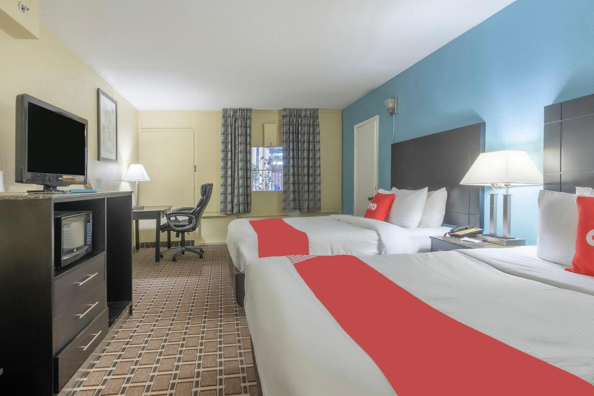 Oyo Hotel Knoxville Tn Cedar Bluff I-40 외부 사진