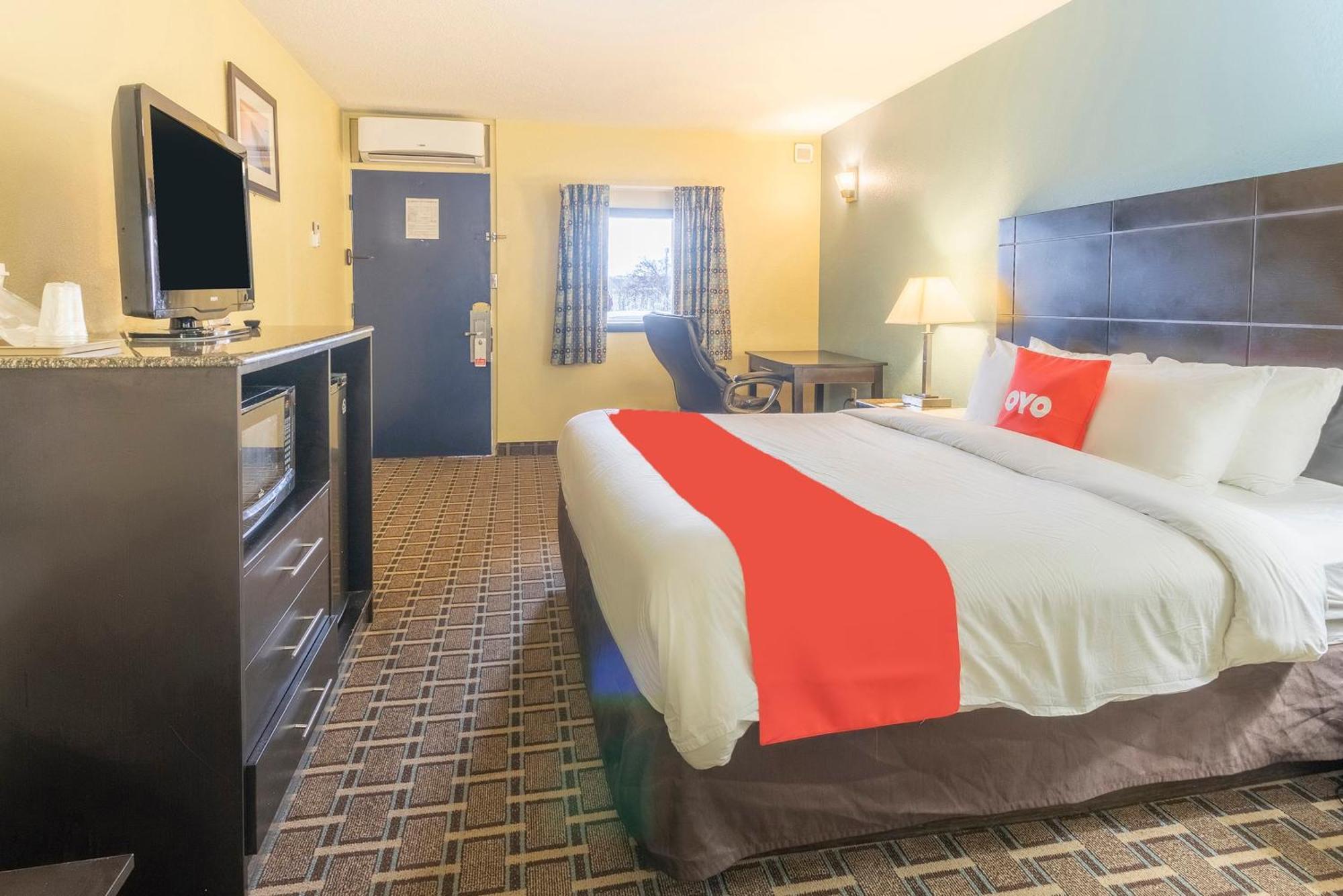 Oyo Hotel Knoxville Tn Cedar Bluff I-40 외부 사진